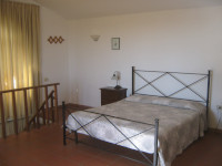 Camera all'interno del fienile